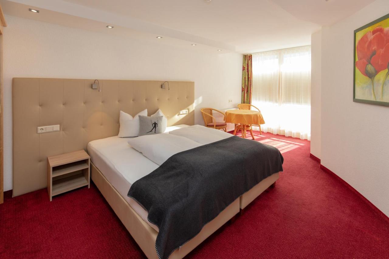Kardona Hotel