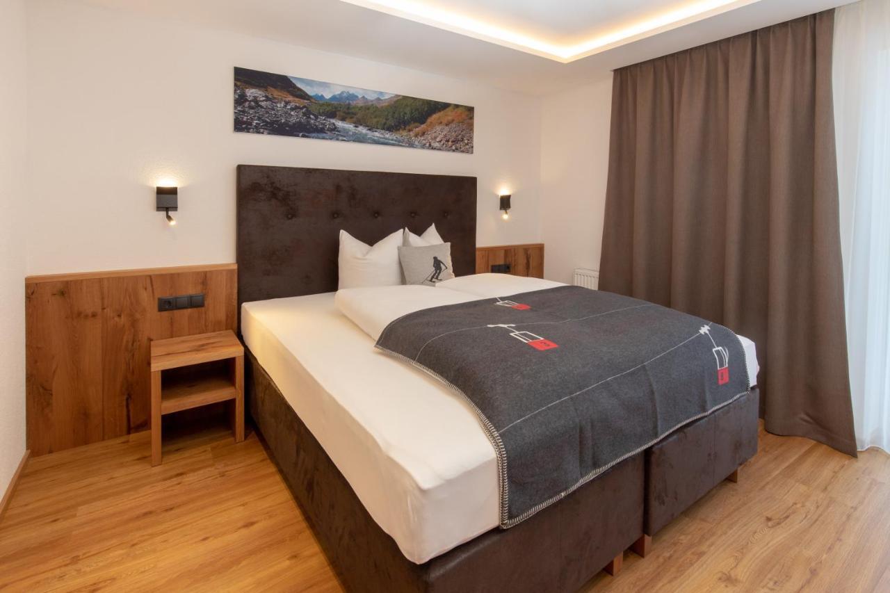 Hotel Kardona 3*
